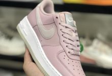 Nike Wmns Air Force 1 '07 Essential 3M反光 空军一号货号：AO2132-500