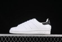 adidas Stan Smith M20323 深度解析：经典重铸的工艺革命与选购指南