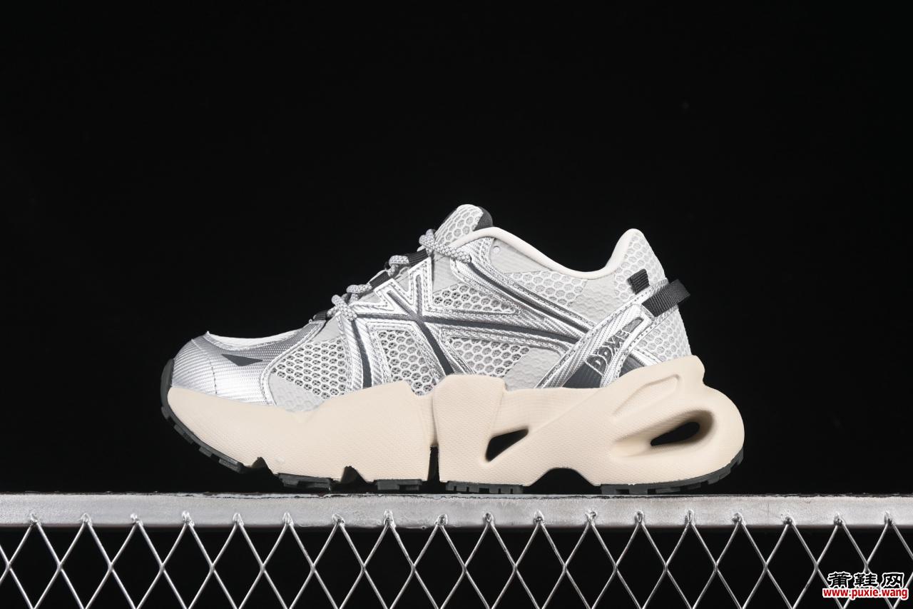 NY MLB Dome Runner 纽约洋基队厚底镂空增高休闲跑鞋深度解析（2025款）