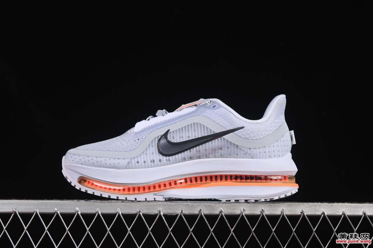 Nike Pegasus Premium全掌气垫跑鞋：革新缓震与能量回馈巅峰