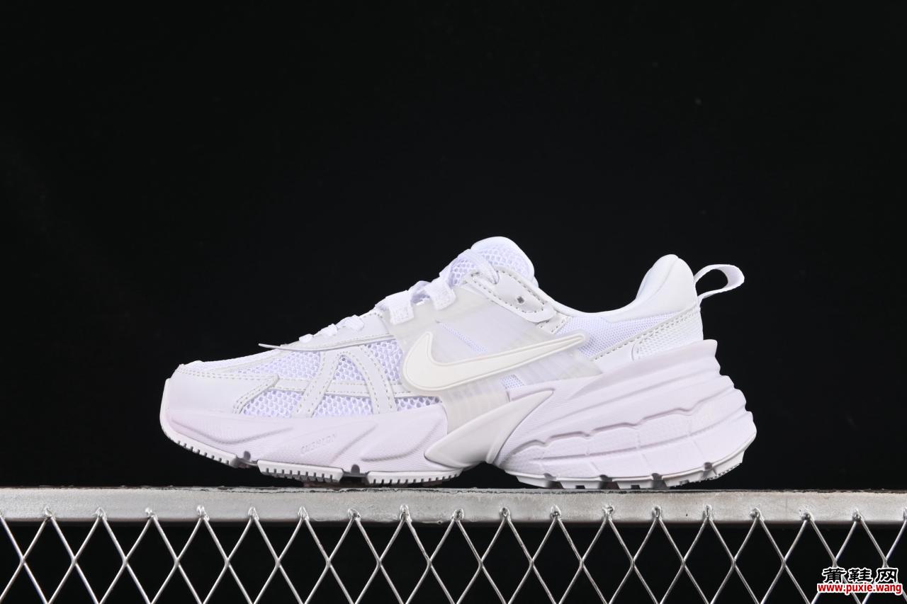 Nike V2K Runtekk复古跑鞋FD0736-113发售，Cushlon泡绵+做旧中底重塑千禧美学