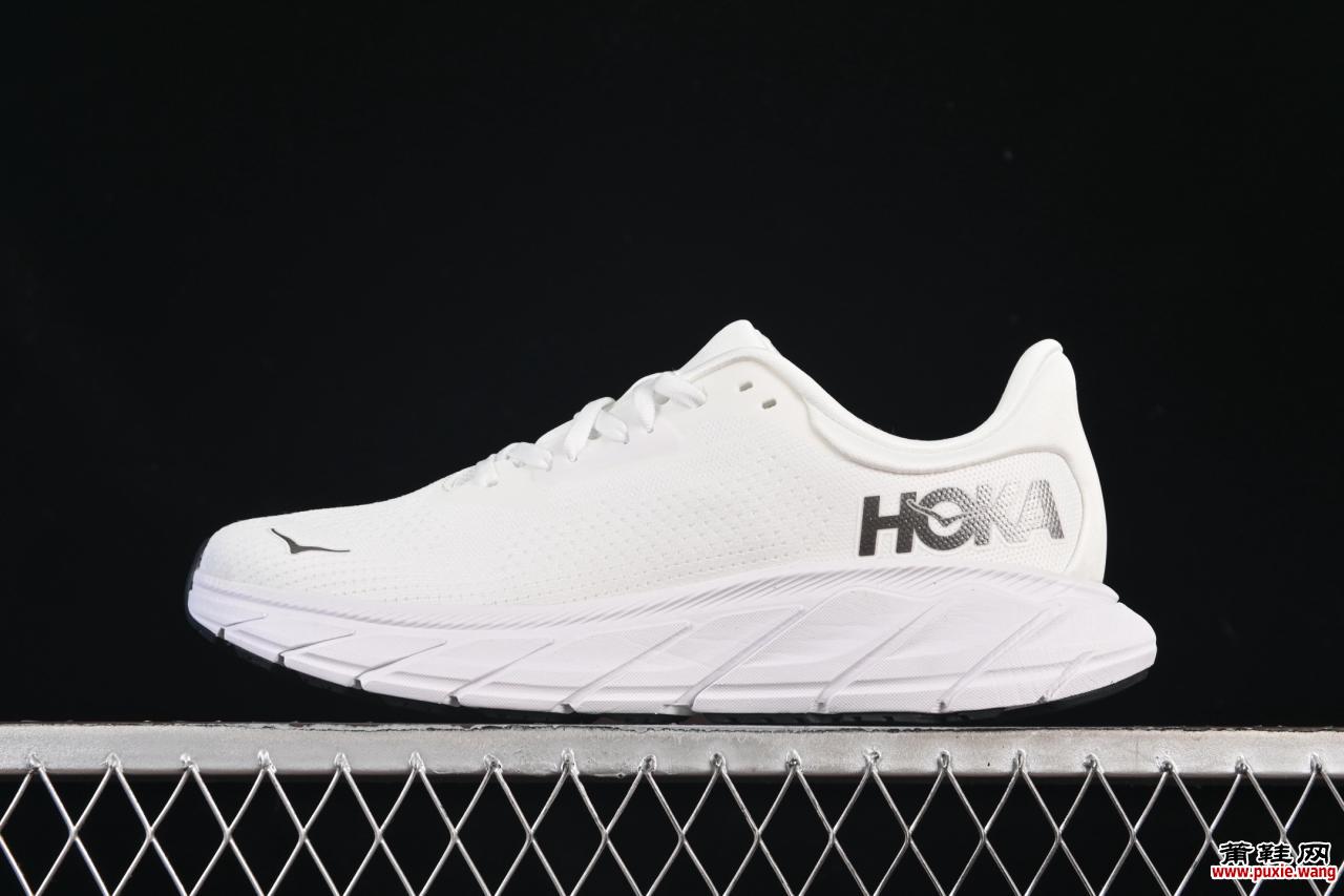 Hoka Arahi 7稳定跑鞋：J-Frame支撑+透气舒适 | 1147870 BDBSW