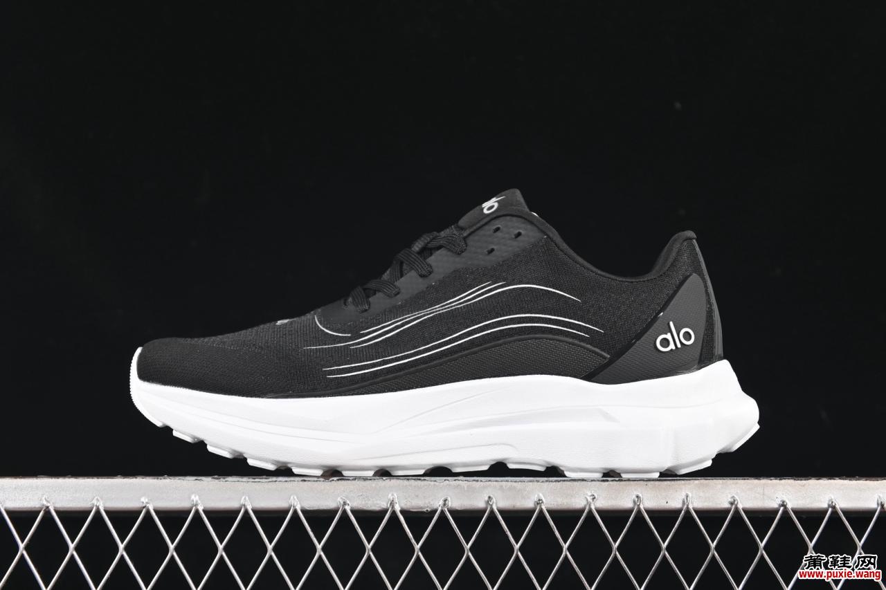 Alo Runner明星同款四季增高休闲鞋黑白款 - 4CM防滑耐磨鞋底百搭