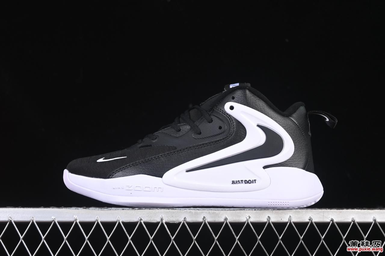 Nike Zoom HyperSet 2 SE 轻便平衡低帮训练鞋：多场地敏捷表现，能量回馈助推全速攻防