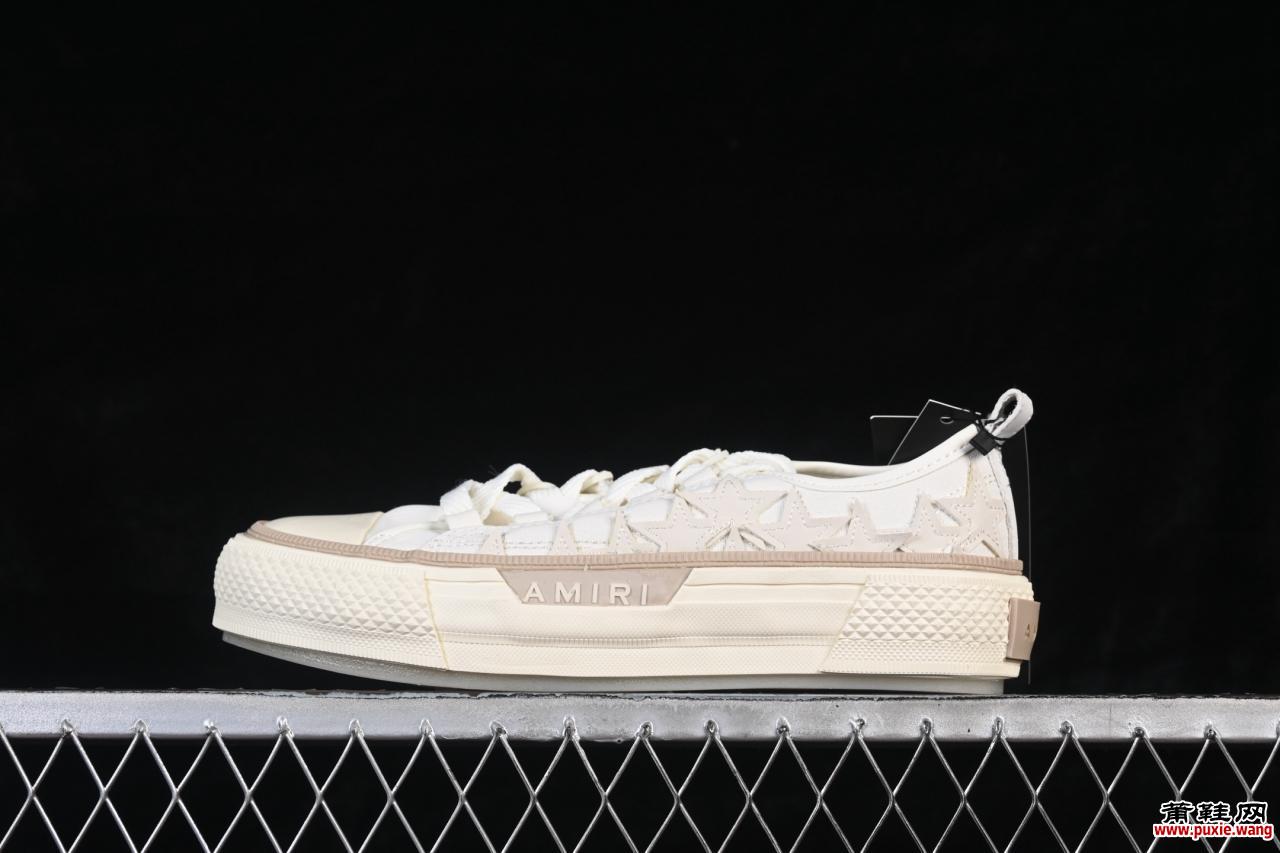 奢华与街头的碰撞：AMIRI x Converse联名板鞋设计解读与穿搭指南