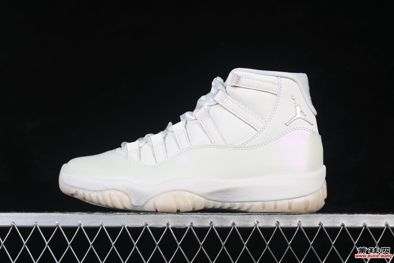 珍珠白新经典：Air Jordan 11 “Pearl” 复刻版深度解析，提供全面的收藏指南与穿搭建议